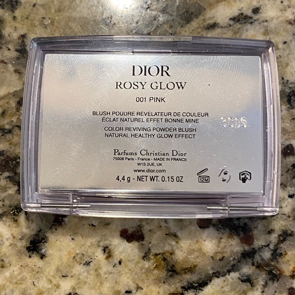 Dior Rosy Glow Blush in 001 Pink - Picture 3 of 3
